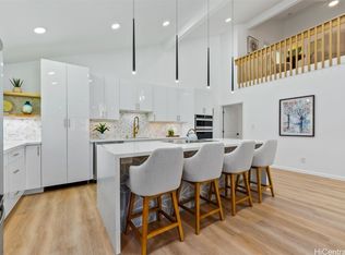 610 Lunalilo Home Rd, Honolulu, HI 96825