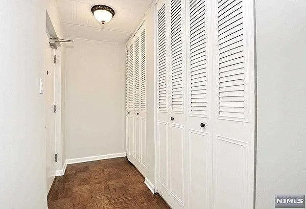 25 Jefferson St #6D — Photo 5