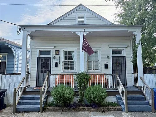 734 9th St Photo 1
