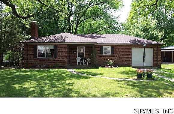 2308 Fairview Circle