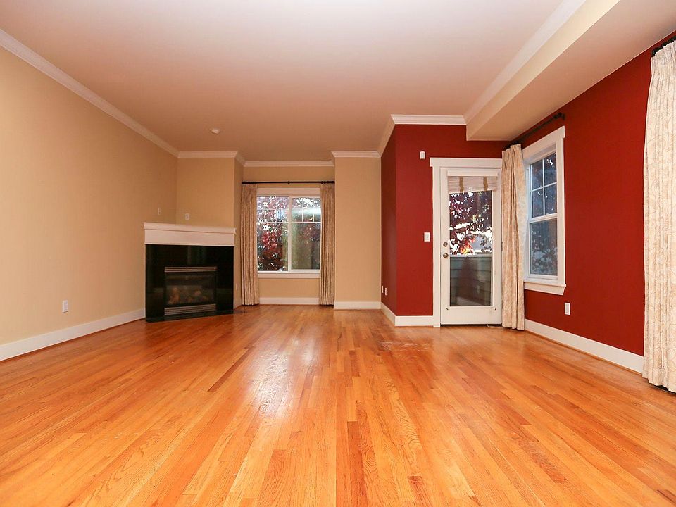 main floor (2nd): living room