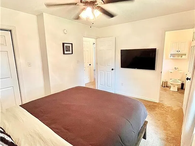 721 S Dockery Ln — Photo 13