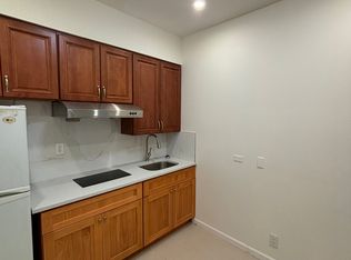 6007 70th Ave FLOOR 2, Ridgewood, NY 11385