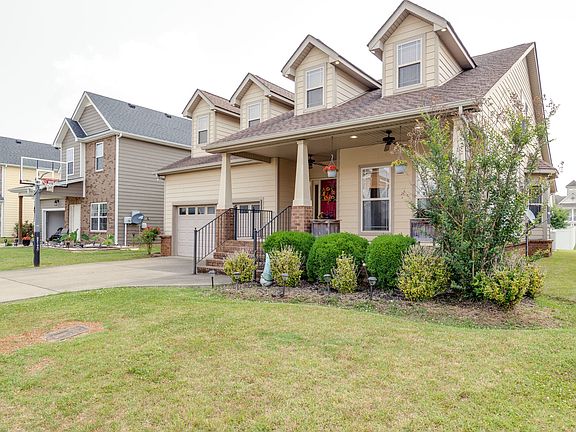 3rd image of 1508 Barnsley Dr