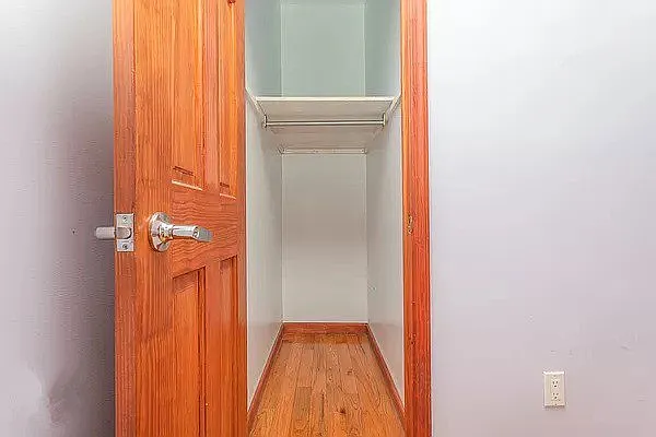 Rented by Duradox Management LLC | media 19