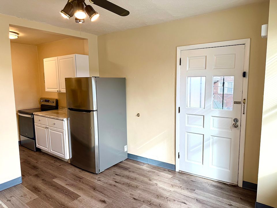1st image of 207 Newport Rd #2