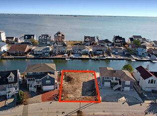 67 Woodhaven Rd, Toms River, NJ 08753