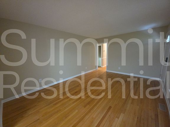2nd image of 1908 Medfield Rd