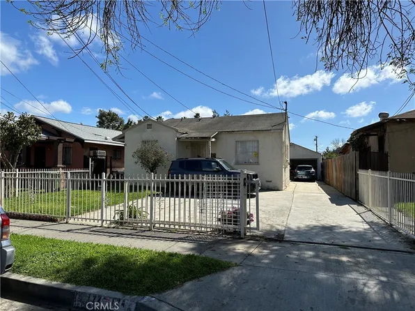 122 E Tichenor St, Compton, CA 90220