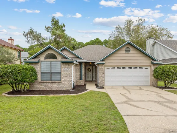 1906 Mistral Ln W, Fort Walton Beach, FL 32547