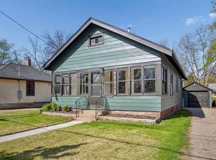 3220 SW 13th St, Des Moines, IA 50315