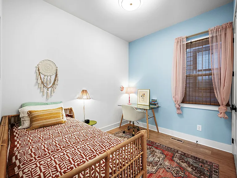 939 Spain Ave — Photo 36