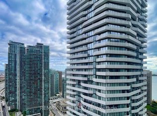 100 Harbour St #3504, Toronto, ON M5J 0B5