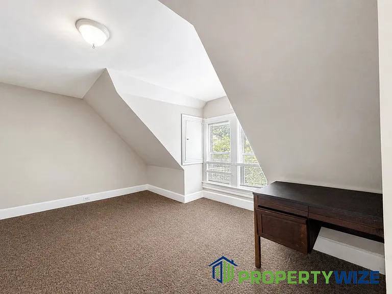 516 Beaumont Ave #3 — Photo 15