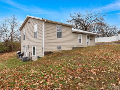 315 W Oak St, Saint Clair, MO, 63077