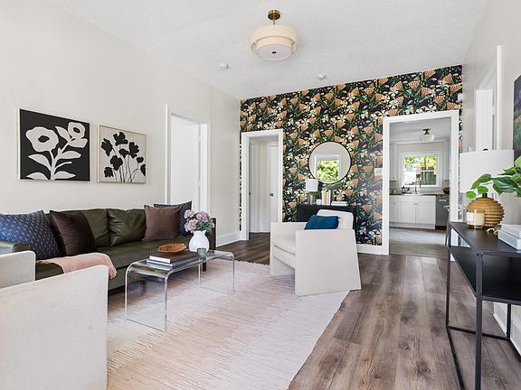 3rd image of 310 Lyric St