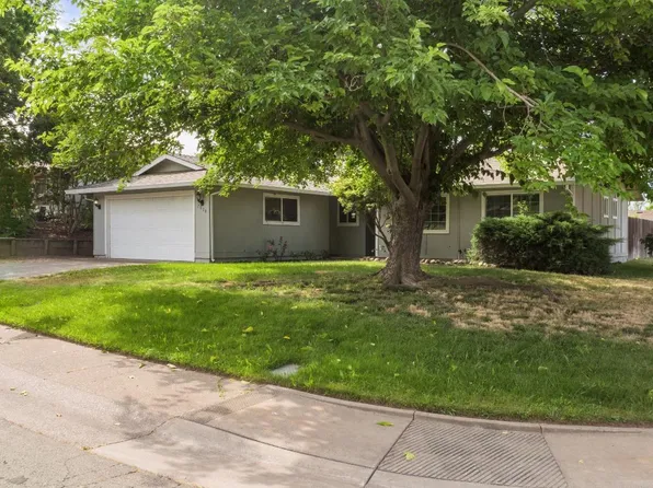 7800 Spring Valley Ave, Citrus Heights, CA 95610
