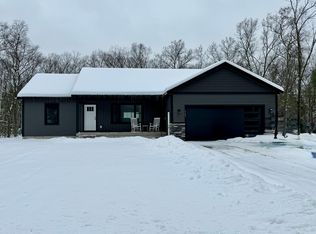 6783 Staple Rd, Twin Lake, MI 49457