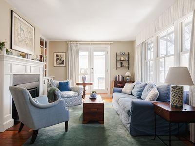 77 Grozier Rd #2, Cambridge, MA, 02138
