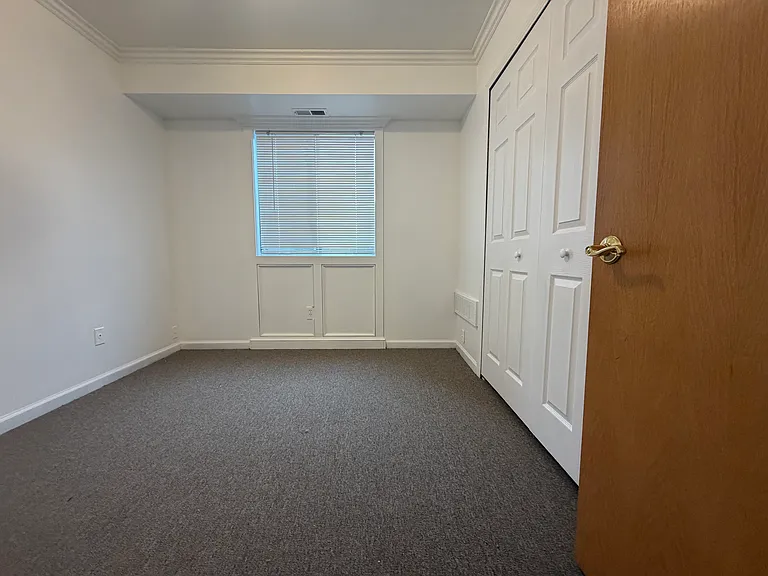 43284 Mound Rd #27 — Photo 10