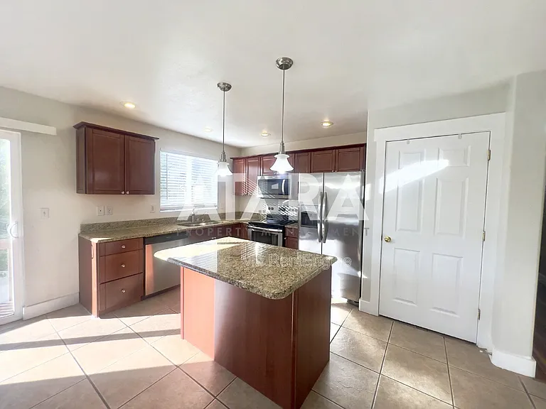10912 S Poplar Brook Pl — Photo 13