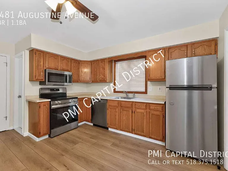 2481 Augustine Ave — Photo 12