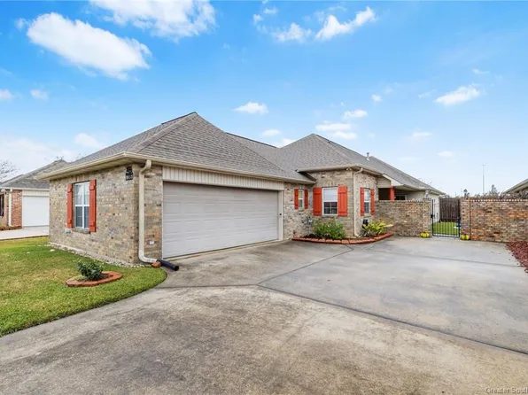 199 Pecanwood Dr, Lake Charles, LA 70605