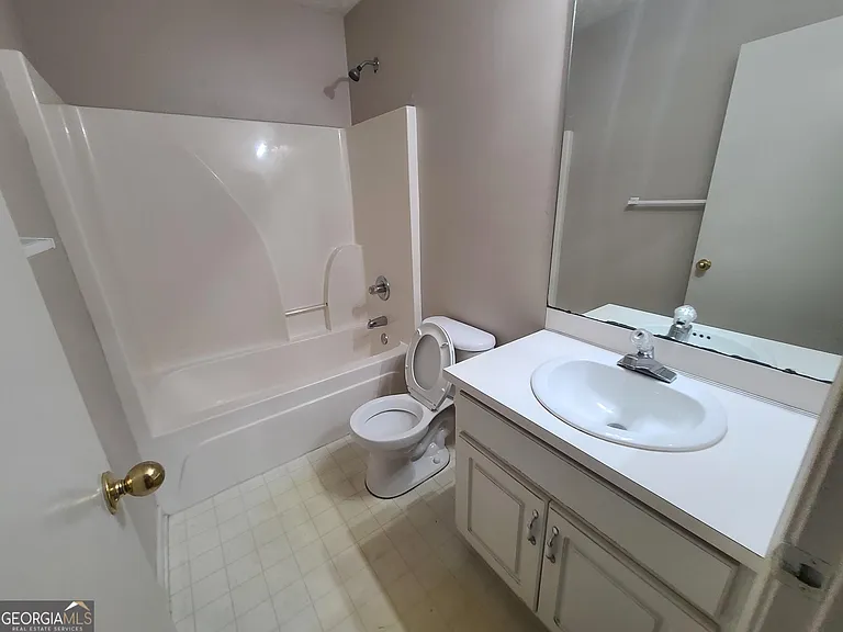 5009 Mint Dr — Photo 6