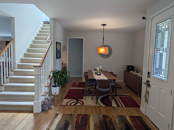 4th image of 2014 263rd Ln SE