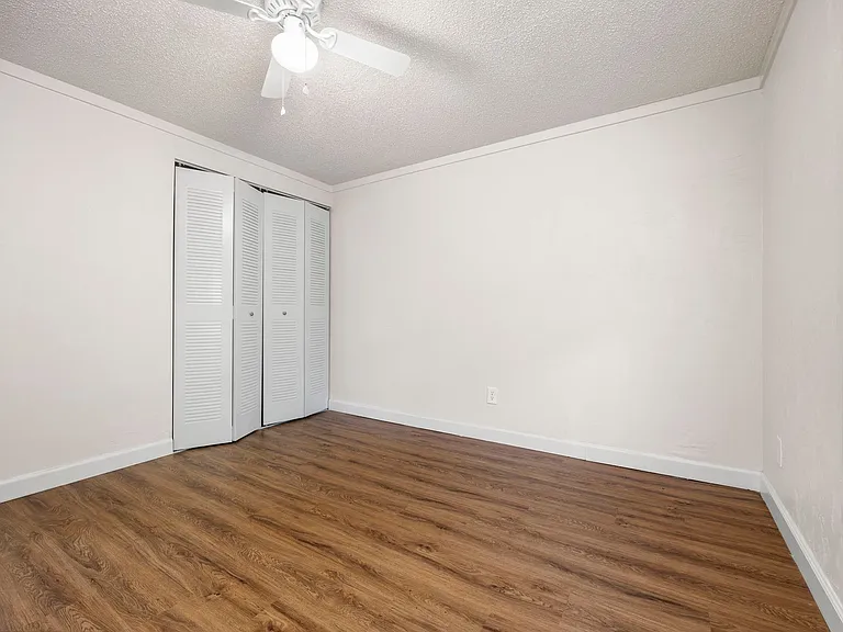 826 SW Amberwood Loop — Photo 12
