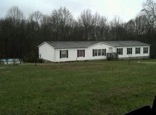 713 W Hollis Chapel Rd, Portland, TN 37148