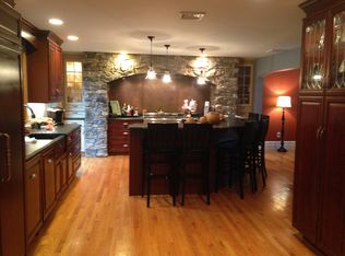 6 Saymor Dr, Bardonia, NY 10954