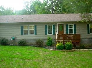 2371 R Porter Rd, Adams, TN 37010