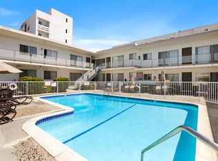Mentone, Los Angeles, CA 90034