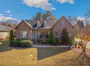 209 Grayson Dr, Travelers Rest, SC 29690