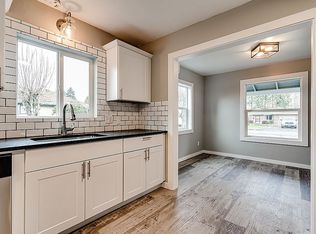 1251 F St, Springfield, OR 97477
