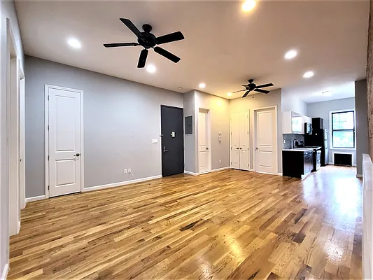 Rented by Oxford Property Group | media 15