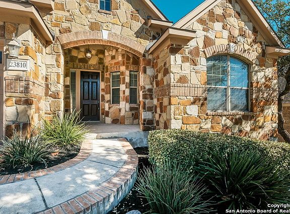 2nd image of 23810 Viento Oaks