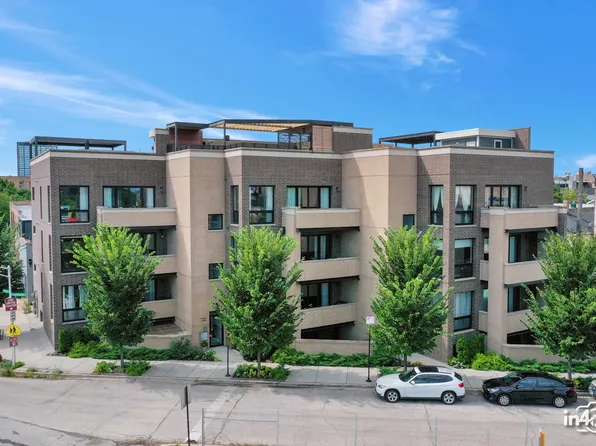1203 W Superior St #2A, Chicago, IL 60642