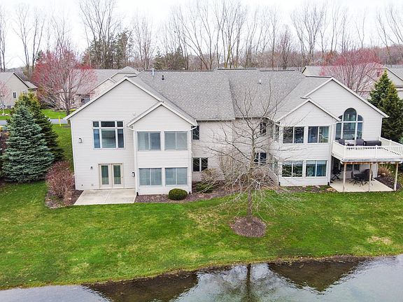 3rd image of 4920 Faringdom Grove Dr #16