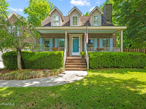 304 Meridian Way, Sneads Ferry, NC 28460