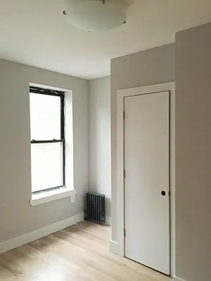 Rented by Bohemia Realty Group | media 12