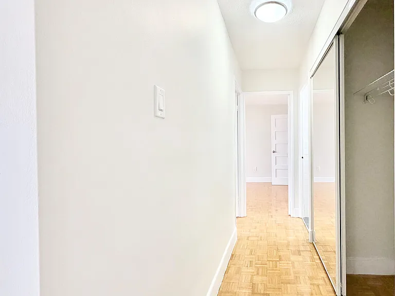 666 Spadina Ave #2311 — Photo 9