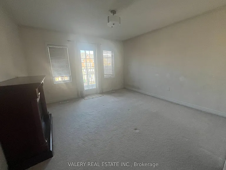 48 Bellcrest Rd #1 — Photo 13