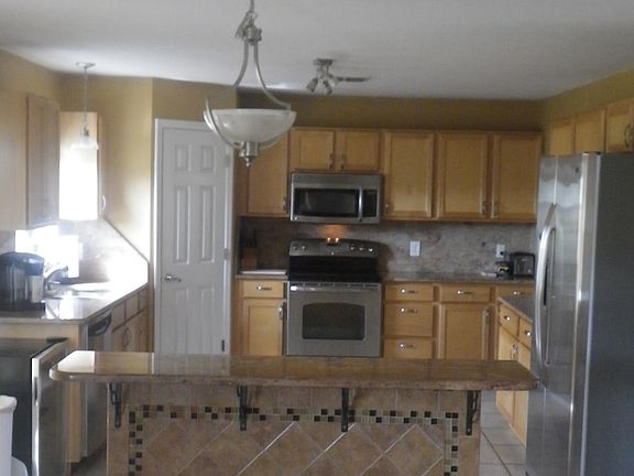 4th image of 6165 Waterfield Way