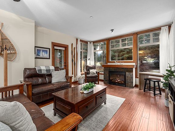 4th image of 5015 Valley Dr #37