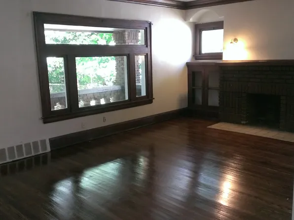 10709 Eliot Ave, Cleveland, OH 44104