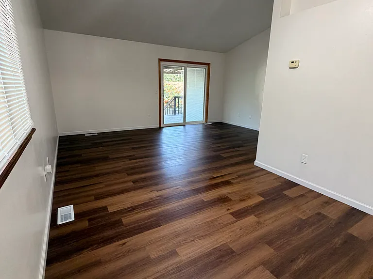 3210 S Handley St #201 — Photo 8