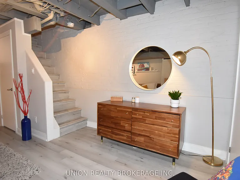 66 Lansdowne Ave #1 — Photo 16