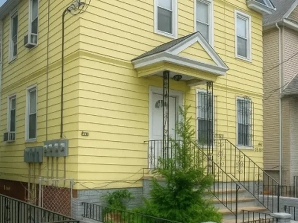 1408 Lexington Pl, Elizabeth City, NJ 07208